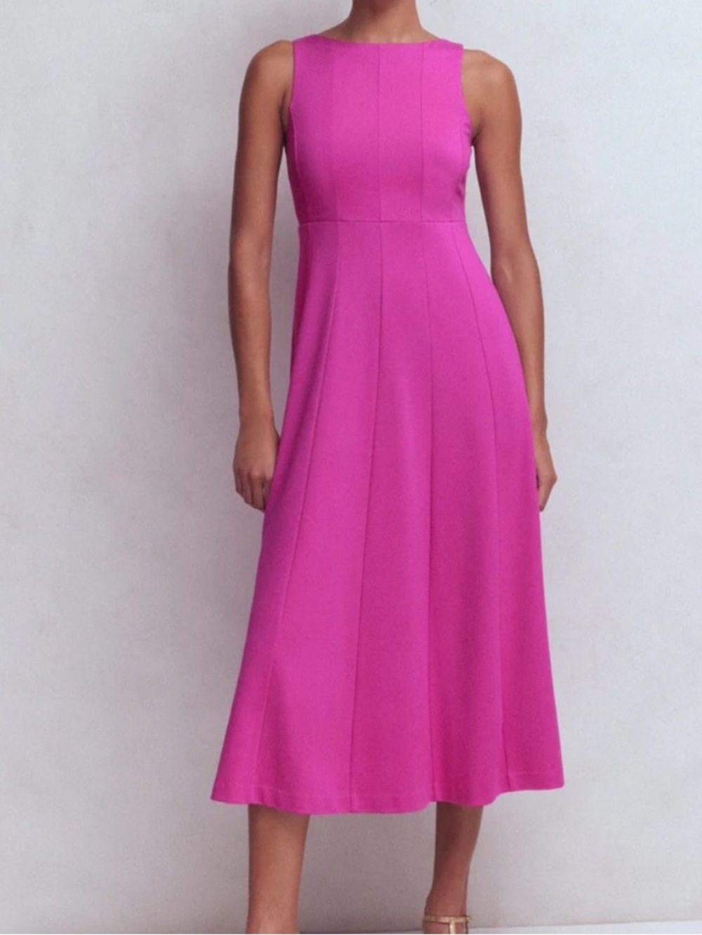 Boden Sleeveless Ponte Midi Dress
Passion Flower Women’s Size 12R